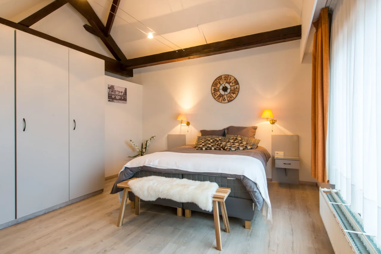 The Swan Apartment, boutique apartment in central Bruges - 1/13
